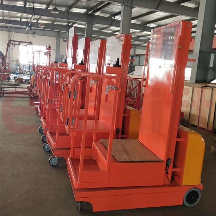 Storage Order Picker