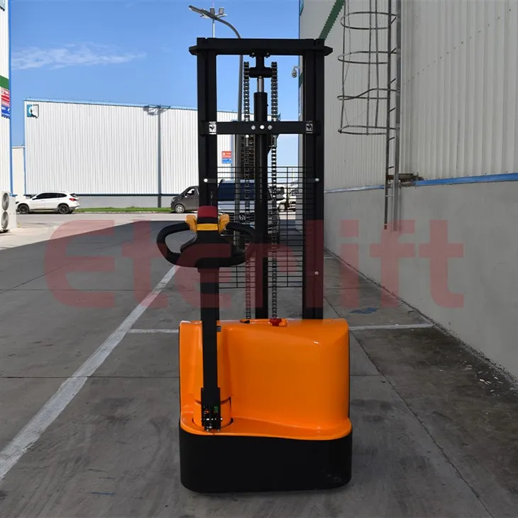 Fais fab Stacker Lift